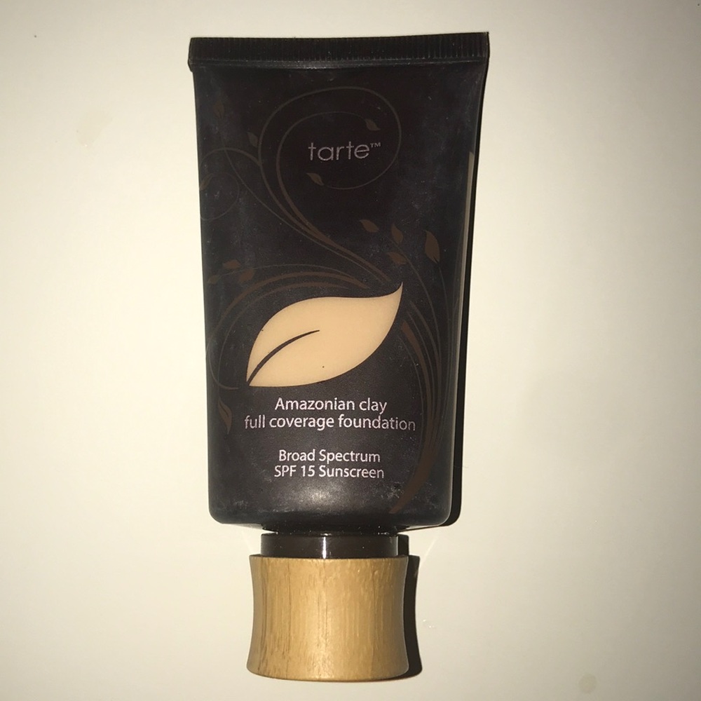 Tarte Amazonian Clay full coverage foundation
